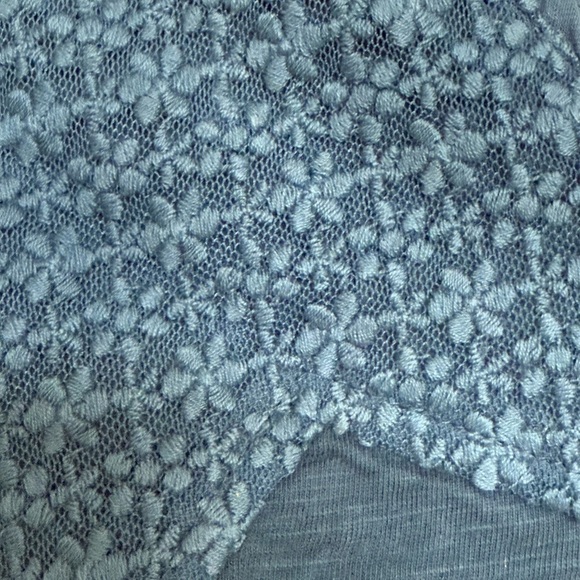 Blue Sleeveless Top - Picture 3 of 3